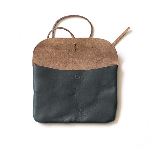 This is （ディスイズ） / クロムエクセル レザーポーチS - 全4色の