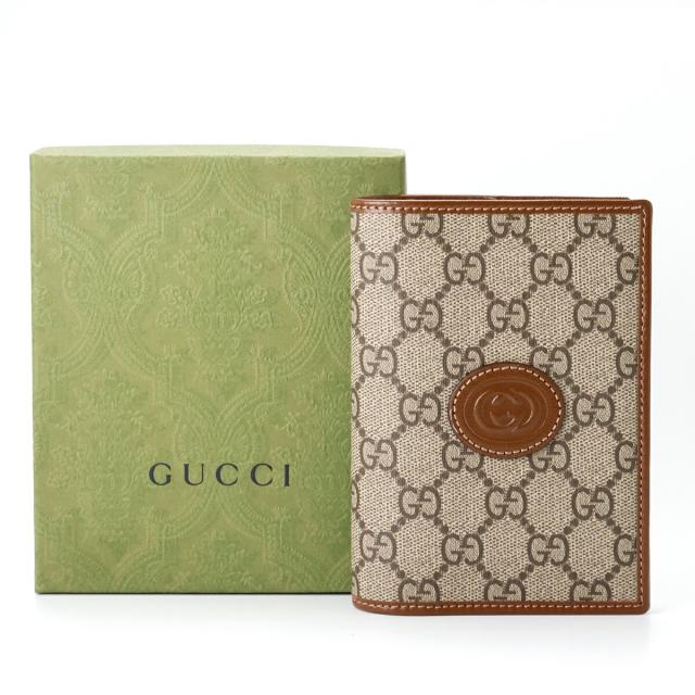 送料無料】 GUCCI グッチ ロゴ GG パスポート カードケース 724562