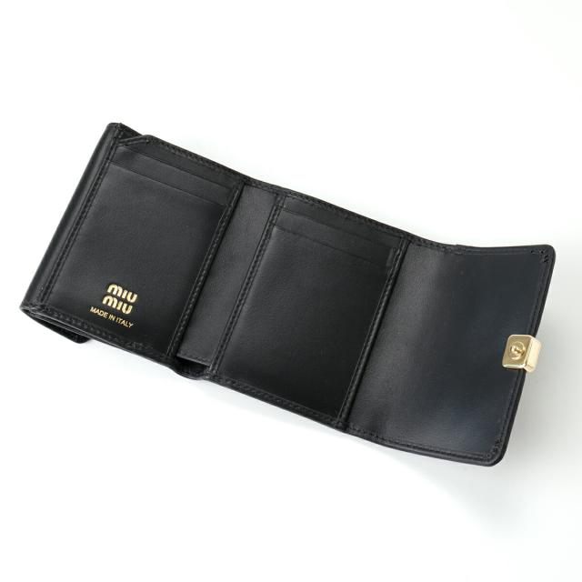 送料無料】 MIUMIU ミュウミュウ 財布 三つ折り財布 ブラック 5MH043