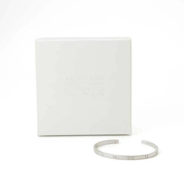 MAISON MARGIELA メゾン マルジェラ シルバー バングル 新品 ギフト プレゼント プレゼント ギフト 贈り物 無料 ラッピング 包装_1