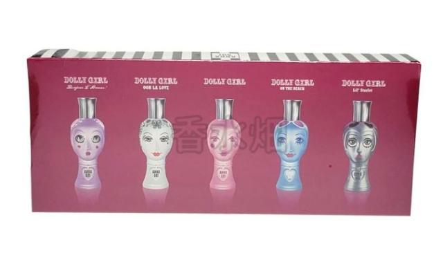 アナスイ ドーリーガール アニバーサリーミニチュア セット EDT BT 4ml