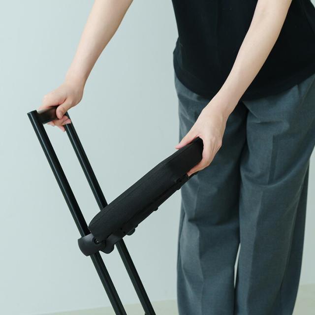 高さ無段階調節 折りたたみチェア 高さ調節 完成品 折りたたみ コンパクト チェア 椅子 いす イス ダイニングチェアー チェアー 折り畳み 折畳み シンプル 省スペース 背もたれ付 モダン カウンターチェア ブラック_5