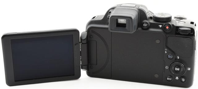 Nikon COOLPIX P520 SDカード32GB付き Nikon COOLPIX P520 SDカード32GB付き