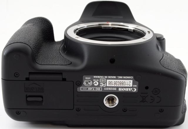 ✨外観美品✨キヤノン ✨バリアングル液晶✨Canon kiss X5 付属品