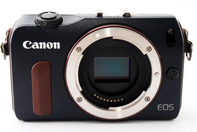 キヤノン ミラーレス CANON EOS M レンズキット ベイブルー 中古 新品