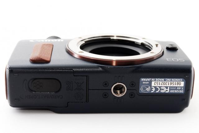 キヤノン ミラーレス CANON EOS M レンズキット ベイブルー 中古 新品