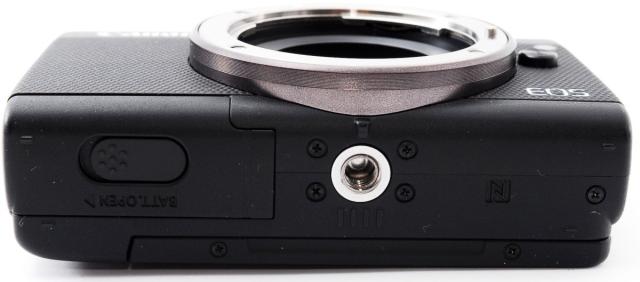 SDカード32GB付き☆Canon EOS M100 レンズキット ホワイト