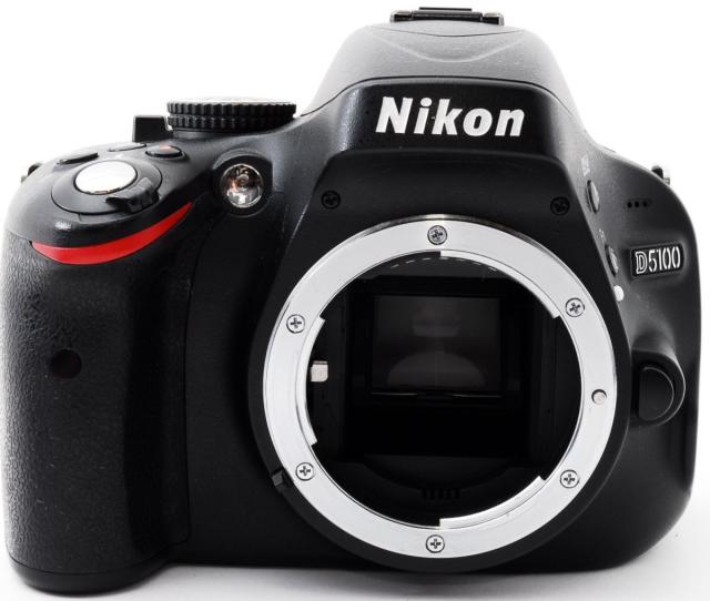 ニコン デジタル一眼 Nikon D5100 レンズキット 中古 新品SDカード付き  