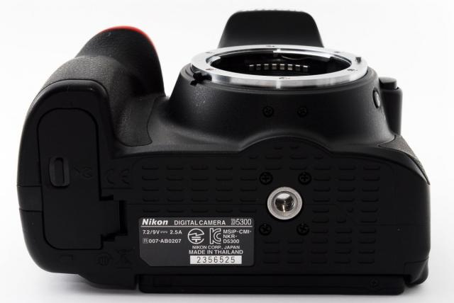 NikonD5300 32GBメモリーカード付属 Nikon】Wi-Fi機能搭載♡新品SD