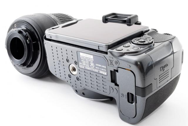 デジタル一眼 Wi-Fi搭載 Nikon ニコン D5300 レンズキット グレー カメラ 
