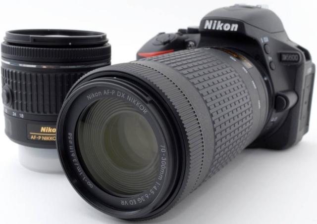 ニコン デジタル一眼 Nikon D5600 ダブルズーム Wi-Fi