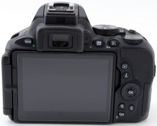 ⭐Nikon D5600 美品 超望遠キット wi-fi⭐一眼レフ 初心者向け wi-fi機能 Nikon D5600 ⭐超望遠キット⭐一眼レフ 初心者向け Wi