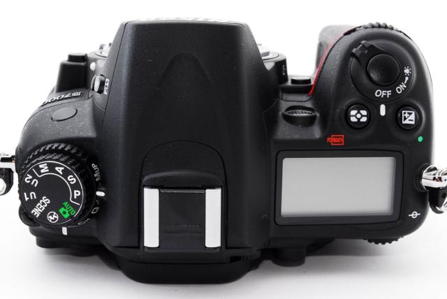 超望遠レンズ付き Nikon D7000 ダブルレンズ 美品 おまけ充実 ニコン 超望遠レンズ付き Nikon D7000 ダブルレンズ 美品 おまけ充実 ニコン