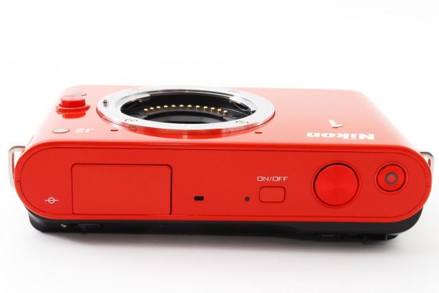 美品【シャッター数798回】Nikon 1 J2 レンズ２本セット！！ オレンジ 美品【シャッター数798回】Nikon 1 J2 レンズ2本セット
