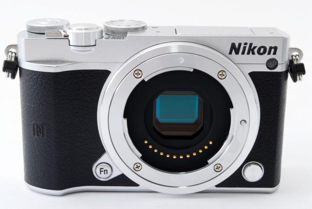 Nikon NIKON 1 J5 Wレンズキット SILVER 中古】ニコン Nikon J5 ダブル
