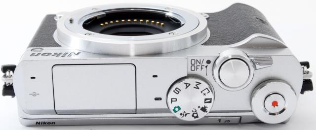 ニコン 1 J2 ダブルズームキット ホワイト ミラーレス カメラ 中古 ニコン ミラーレス Nikon 1 J5 ダブルズームレンズキット シルバー
