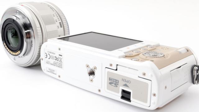 OLYMPUS PEN E-P1 TWO LENS KIT（同梱品全て＋オマケ） OLYMPUS ミラーレス