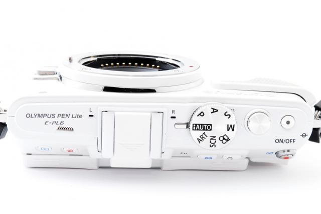 オリンパス ミラーレス一眼 OLYMPUS PEN Lite E-PL6 レンズキット ホワイト 中古 新品SDカード付き 届いてすぐに使える_4