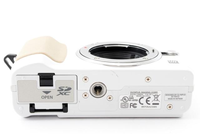 オリンパス ペンライト E-PL2 ミラーレスデジタルカメラボディ ホワイト ミラーレス一眼 OLYMPUS PEN：OLYMPUS PEN（ペン） Lite E-PL2：カメラ