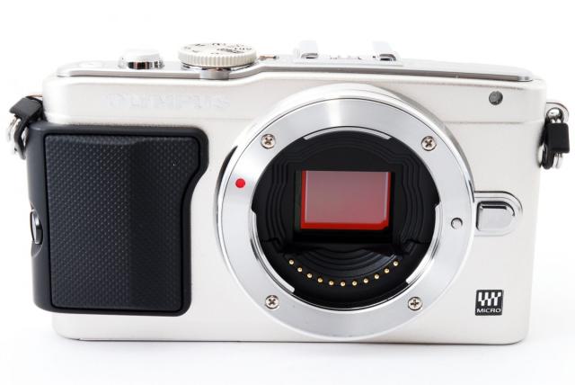 オリンパス ミラーレス OLYMPUS PEN Lite E-PL5 レンズキット シルバー