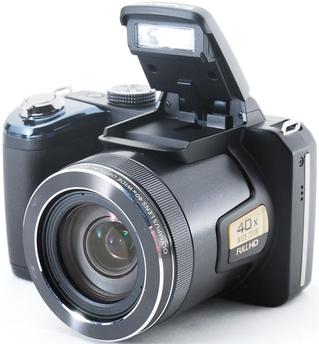 オリンパス コンデジ OLYMPUS STYLUS SP-820UZ 中古 新品SDカード付き
