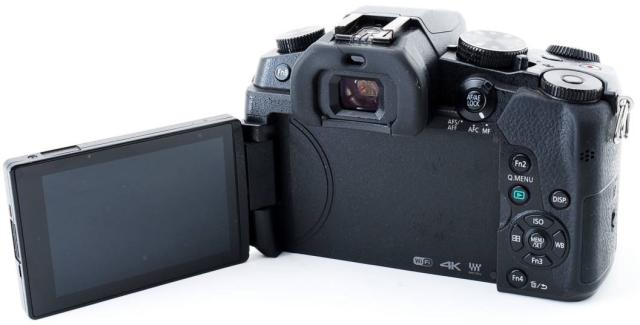 パナソニック Panasonic ミラーレス LUMIX DMC-G8 ボディ ブラック Wi
