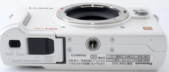 パナソニック ミラーレス Panasonic LUMIX DMC-GF2 ダブルレンズキット ホワイト 中古 新品SDカード ＆ ボディジャケット付き 届いてすぐ