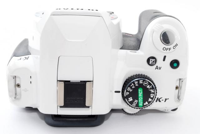 ペンタックス デジタル一眼 PENTAX K-r ホワイト レンズキット 中古
