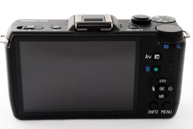 ペンタックス ミラーレス PENTAX Q10 レンズキット ブラック 中古 新品