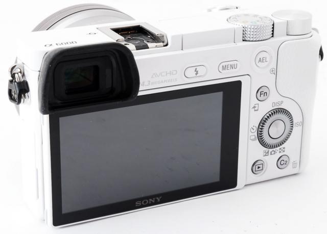 ソニー ミラーレス SONY α6000 レンズキット ホワイト 中古 Wi