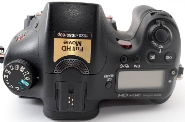 ソニー デジタル一眼 SONY α77 ボディ SLT-A77V 新品SDカード