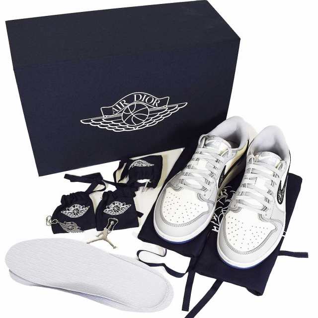 新品 Dior Nike ディオール ナイキ エアジョーダン1 ローカットスニーカー サイズ25 5cm ベージュ ホワイト Cn8608 002 Made In Itaの通販はau Pay マーケット Azabu Vintage