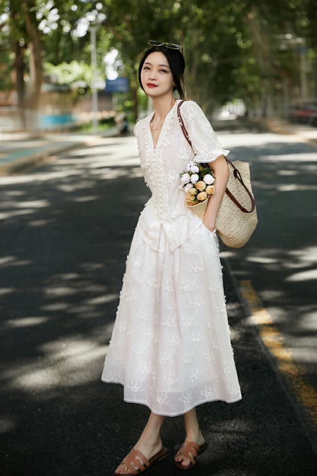 刺繍レースフレアスカート コットン100% 裏地付き ロング丈 ウエストゴム レディース 夏 フェミニン カジュアル ホワイト M/L/XL エレガント 83.5〜86.5cm 着やすいスカート