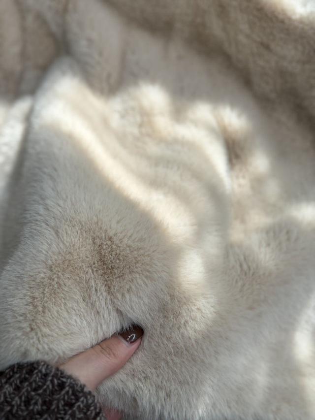 ブラック 毛皮ミンク ベスト サイズ11 ブラック 毛皮ミンク ベスト サイズ11 ミンクファーベストブラック