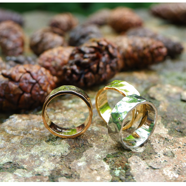 リング 指輪 平打ち 太め でこぼこレディース プレゼント ブランド 金属アレルギー対応 サージカル ステンレスの通販はau Pay マーケット Forward Au Pay マーケット店