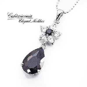 キュービックジルコニア ネックレスの通販は 6,080円