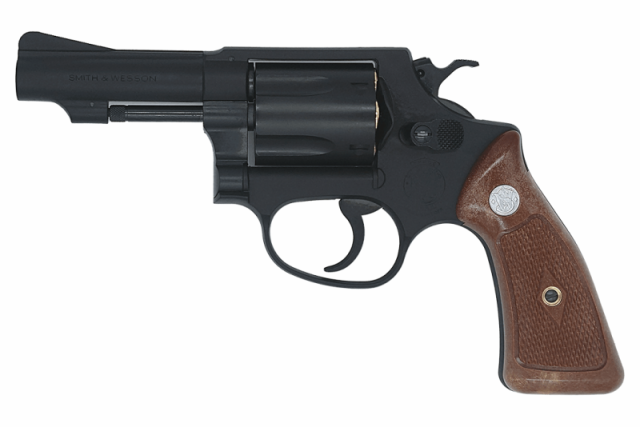 《3%OFFクーポン有》タナカ　S&W M36 チーフスペシャル 3inch スクウェアバット ブラックHW バージョン2 ガスガン