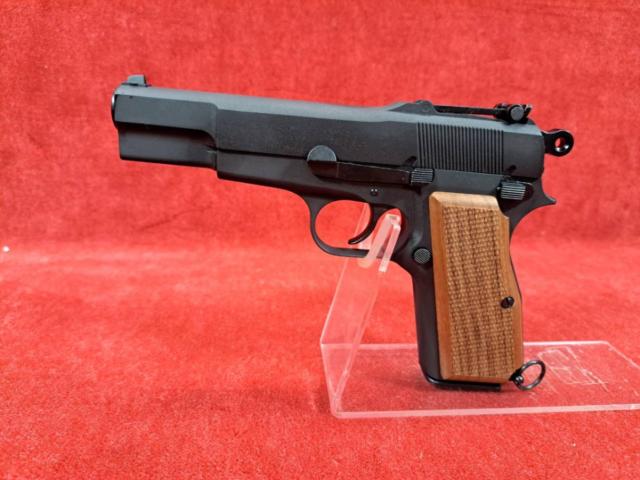 《5%OFFクーポン》マルシン発火モデルガン ブローニングハイパワー ミリタリー エクセレントHW 木製グリップ