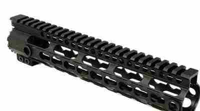 MIDWEST INDUSTORIESタイプ キーモッド10inハンドガード 7,591円