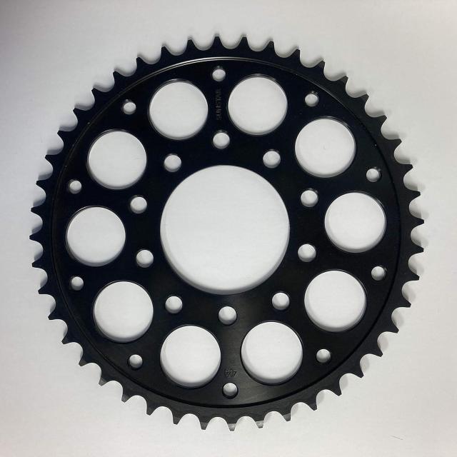 KUNIMI 国美コマース リアスプロケット スチール 品番:JMR-101-44 サイズ:520 本体カラー:ブラック