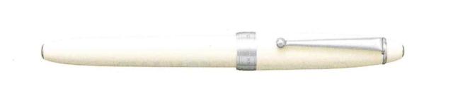 パイロットコーポレーション 万年筆 カスタムNS アイボリー 中字[FKNS-1MR-IM]