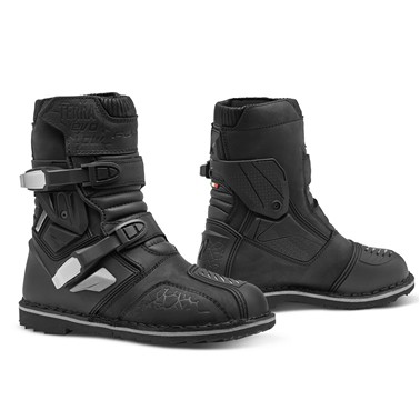 フォーマ 【必ず購入前に仕様をご確認下さい】TERRA EVO LOW : BLACK 42/26.5 32,779円