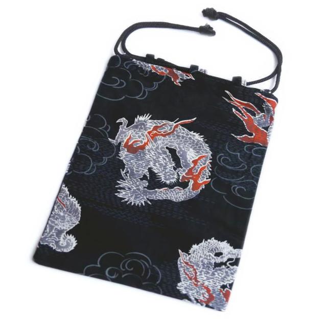 平巾着 小物入れ メンズ 男性 和柄 黒色地龍炎雲 浴衣 甚平 着物 男物 紳士用 粋の通販はau Pay マーケット 和さくら庵