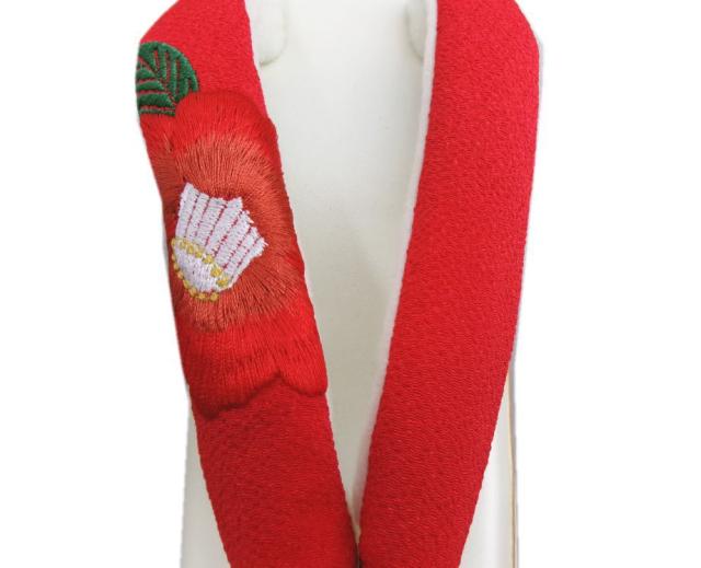 草履バッグセット 赤色地椿刺繍 フリー 23.5cm 振袖 成人式 卒業式 袴 訪問着 着物 がま口 ぞうり 振袖用 はかま ゾウリ 女性用