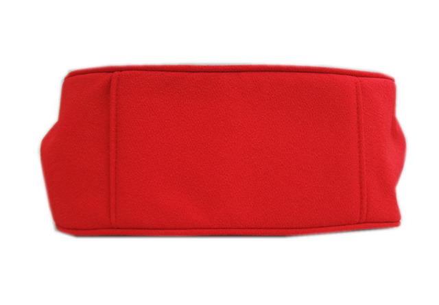 草履バッグセット 赤色地椿刺繍 フリー 23.5cm 振袖 成人式 卒業式 袴 訪問着 着物 がま口 ぞうり 振袖用 はかま ゾウリ 女性用