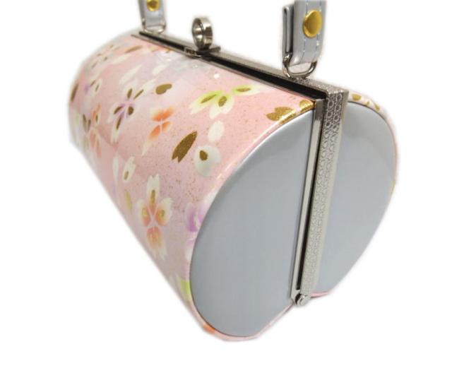 草履バッグセット 横丸型 薄ピンク色地桜蝶 ＬＬ 25.5ｃｍ 大きいサイズ 振袖 成人式 卒業式 袴 訪問着 着物 2Ｌ