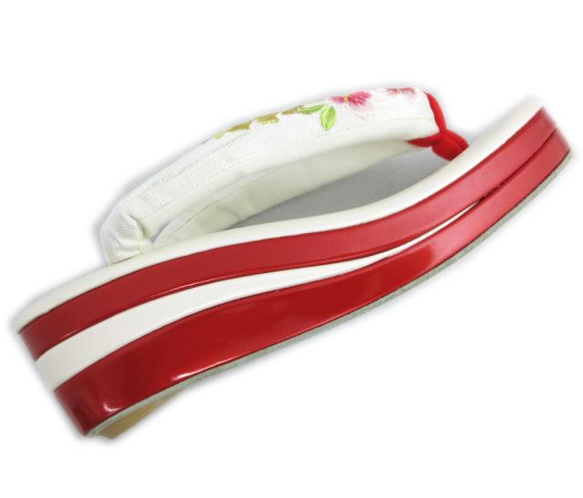 【訳有り 少難あり】 草履 ぞうり 厚底ヒール 白色赤台 白色地金糸入り桜藤刺繍鼻緒 フリー 振袖 成人式 卒業式 袴 着物 3枚芯の通販は