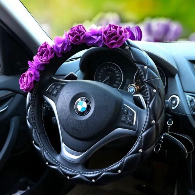 A034313高級ハンドルカバー ステアリングカバー 軽自動車 普通自動車 カー用品自動車内装