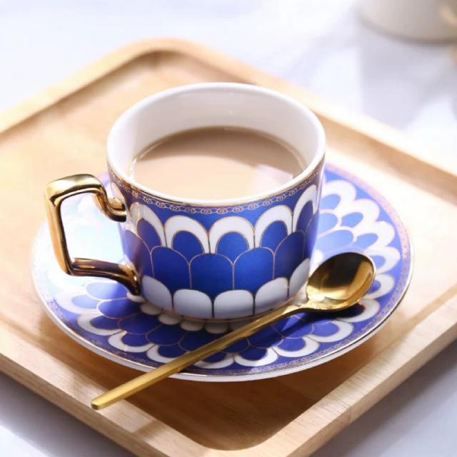 A034838ティー・コーヒーカップセット カップ＆ソーサー4客セット ．陶磁器ティーセット