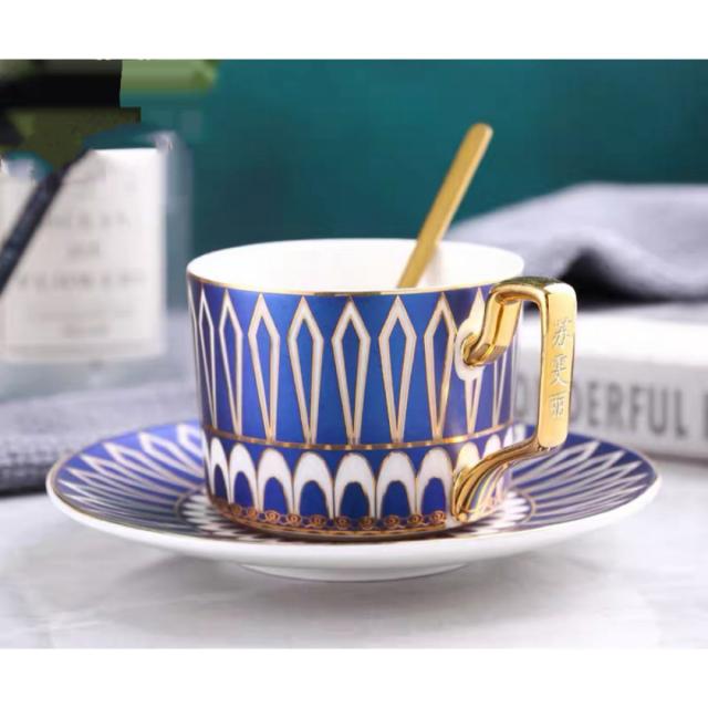 A034855ティー・コーヒーカップセット カップ＆ソーサー4客セット ．陶磁器ティーセット